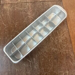 Vintage Aluminum Ice Cube Tray Mid Century Kitchen‎
